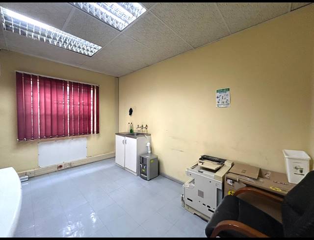 785M² OFFICE FOR SALE IN POLOKWANE CENTRAL